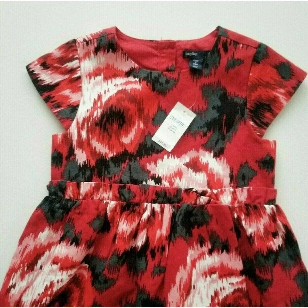 NWT Baby Gap Red Rose Holiday Dress - Girls 5 Year
